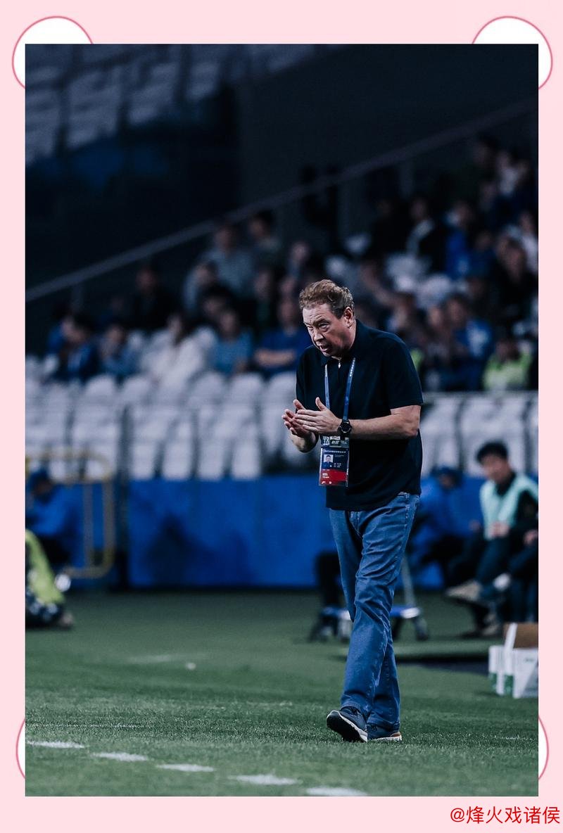 斯卢茨基升级版申花 定位球得分助力连胜